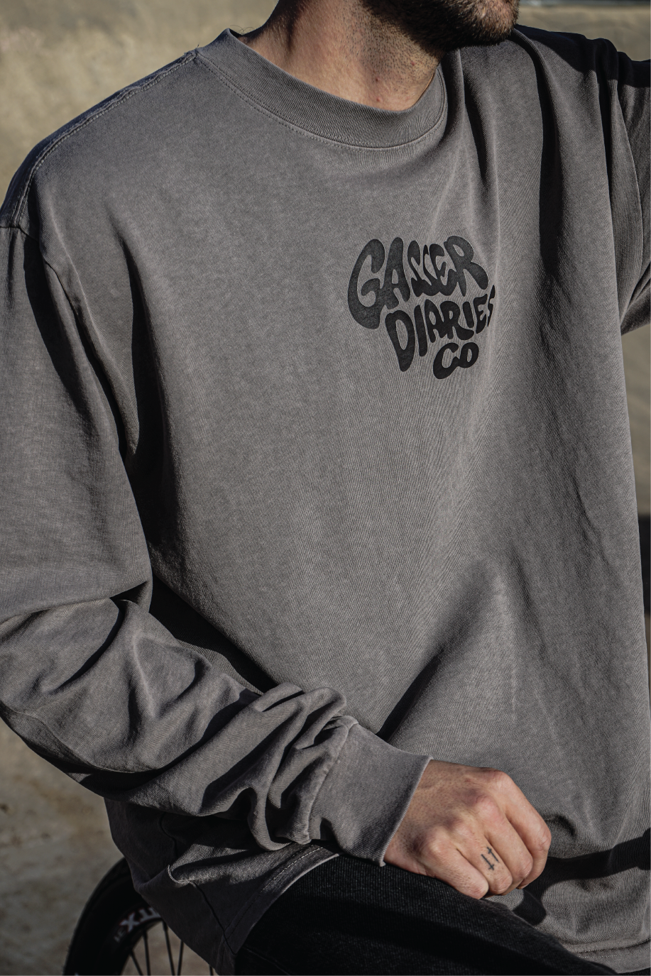 FADED HEAVYWEIGHT LONGSLEEVE - Grey